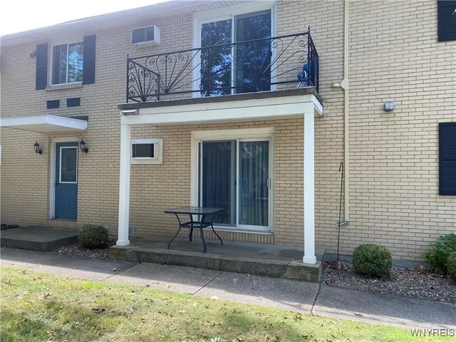 $132,000 | 1172 Indian Church Road, Unit 12, West Seneca, NY 14224