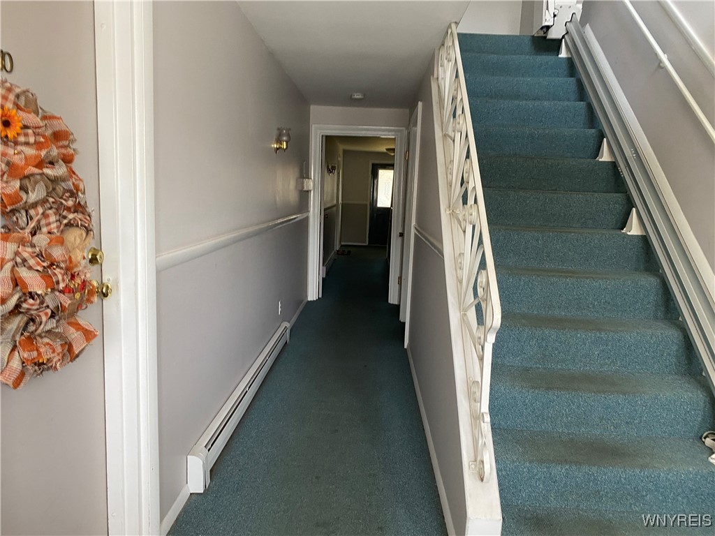 1172 Indian Church Road, Unit 12 West Seneca, NY 14224 - Photo 2 of 20 Well Maintained interior entry hall is brightly l