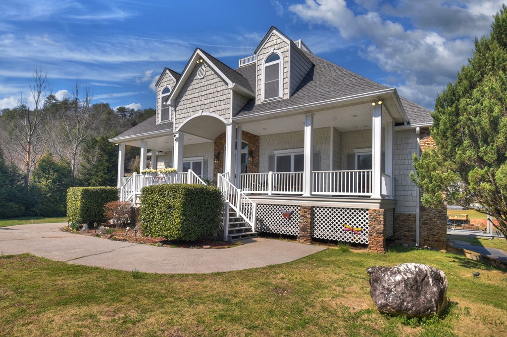 291 Kyle Road Blue Ridge, GA 30513 - Photo 12 of 114