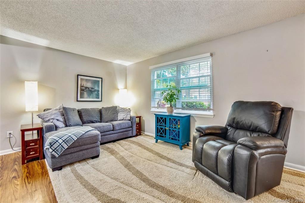 8808 Hunter Ridge Drive Charlotte, NC 28226 - Photo 2 of 24