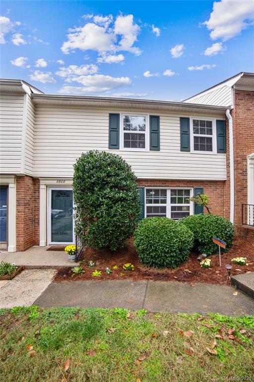 8808 Hunter Ridge Drive Charlotte, NC 28226 - Photo 6 of 24