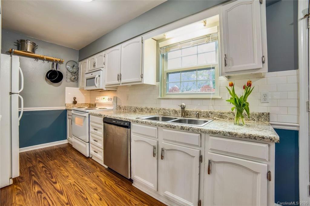 8808 Hunter Ridge Drive Charlotte, NC 28226 - Photo 9 of 24
