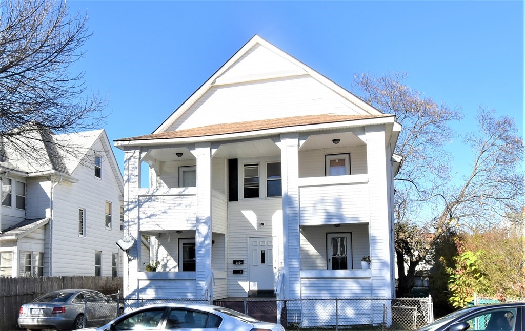 38 Johnson Street Springfield, MA 01108 - Photo 2 of 23 Gallery Image 2