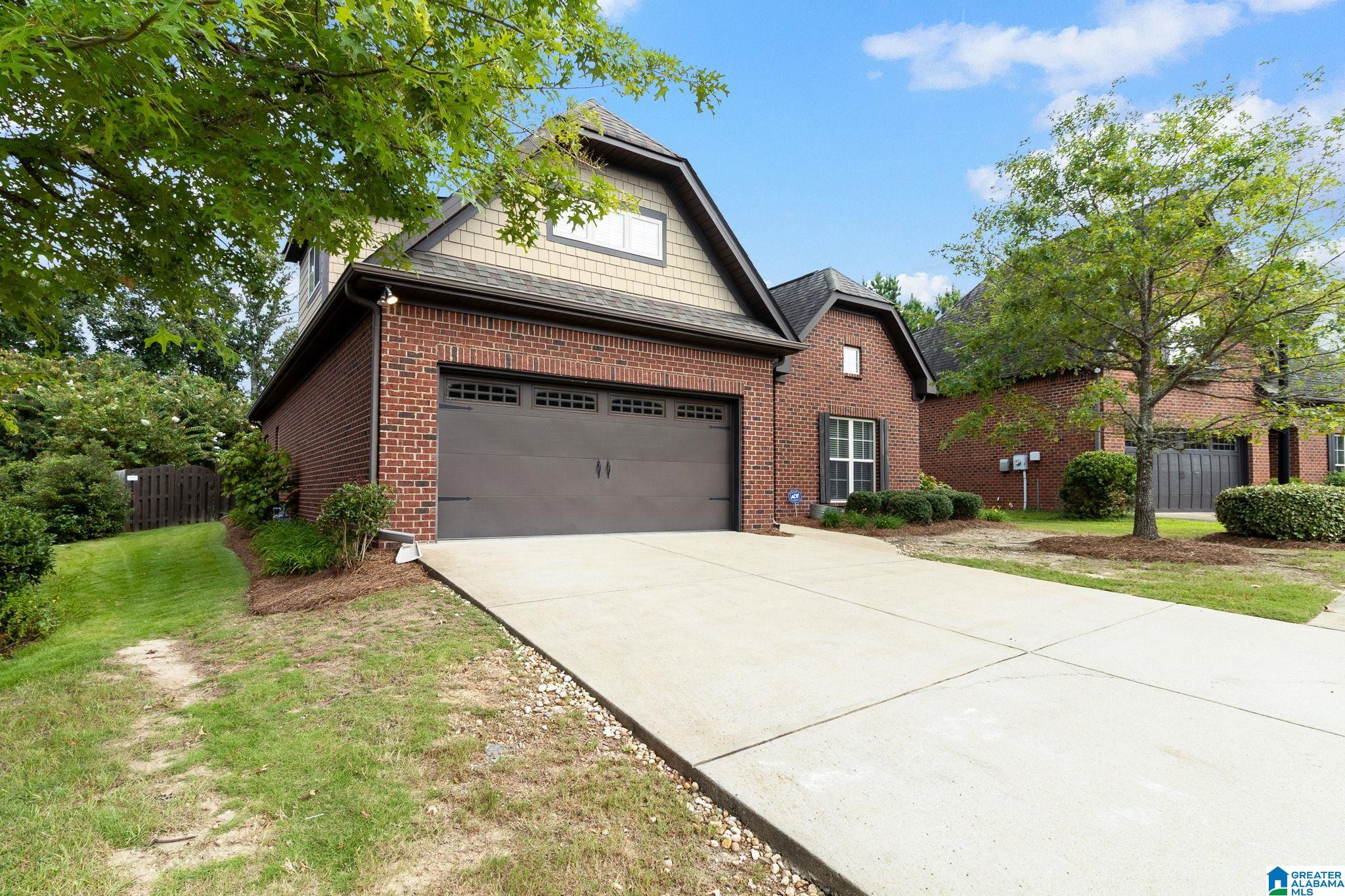 1273 Grants Way Birmingham, AL 35210 - Photo 3 of 27