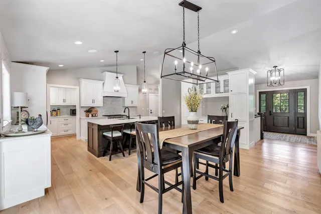 $999,900 | 2326 Pristine Lane, Suamico, WI 54313