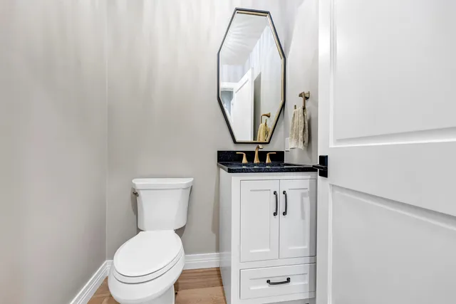 $999,900 | 2326 Pristine Lane, Suamico, WI 54313