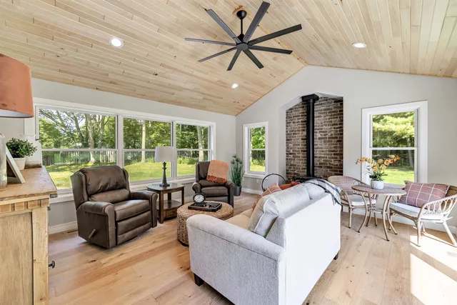 $999,900 | 2326 Pristine Lane, Suamico, WI 54313