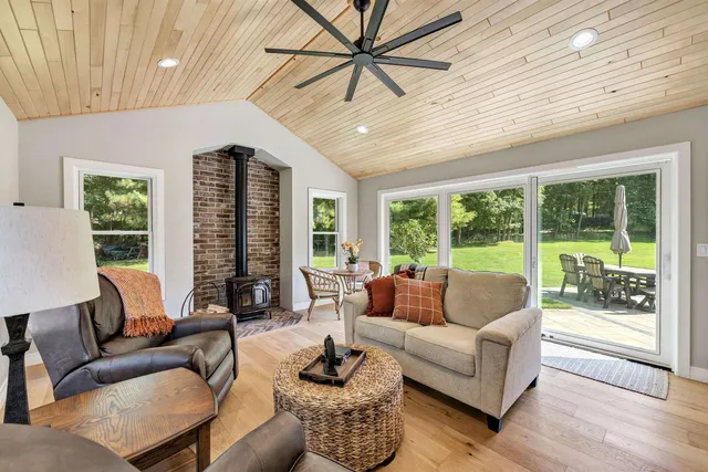 $999,900 | 2326 Pristine Lane, Suamico, WI 54313