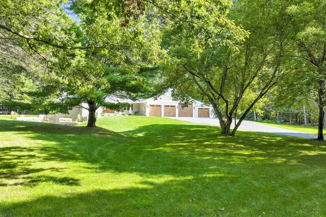 $999,900 | 2326 Pristine Lane, Suamico, WI 54313