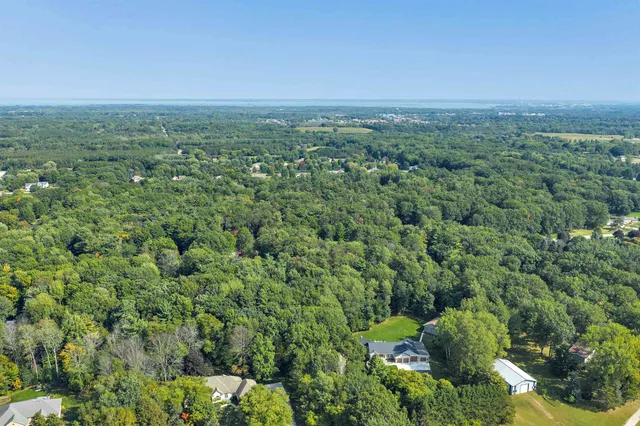 $999,900 | 2326 Pristine Lane, Suamico, WI 54313