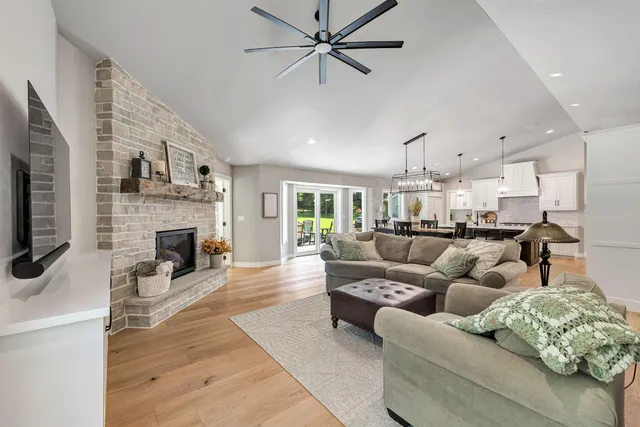 $999,900 | 2326 Pristine Lane, Suamico, WI 54313