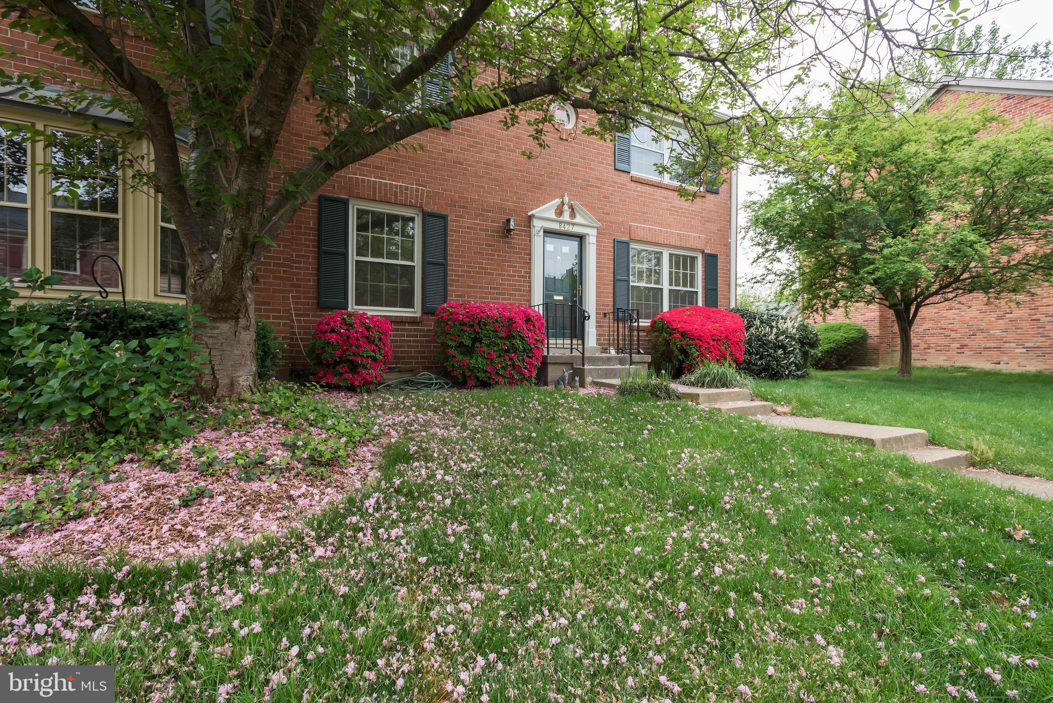 8427 Willow Forge Road Springfield, VA 22152 - Photo 4 of 36 Gallery Image 4