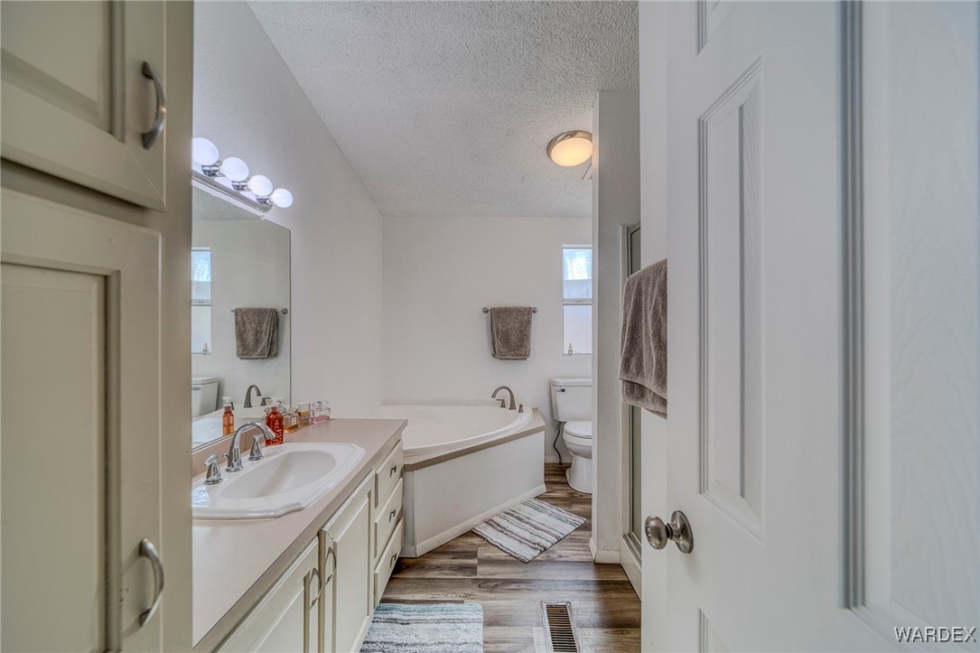 2066 East El Rodeo Road, Unit 56 Fort Mohave, AZ 86426 - Photo 14 of 27 Bathroom