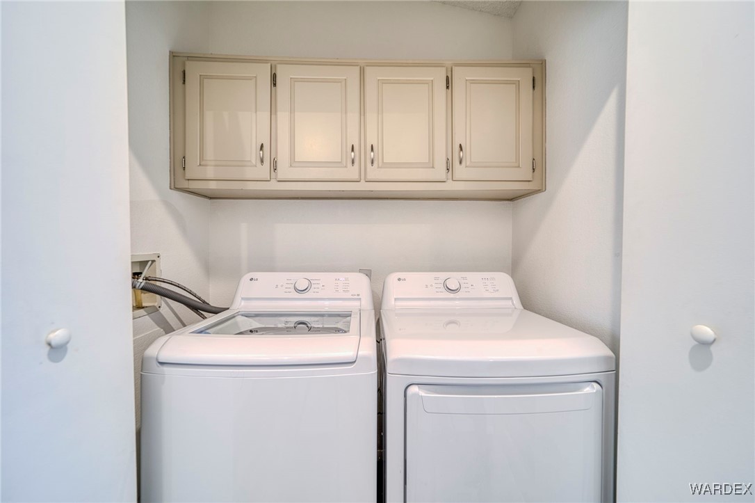2066 East El Rodeo Road, Unit 56 Fort Mohave, AZ 86426 - Photo 9 of 27 Laundry