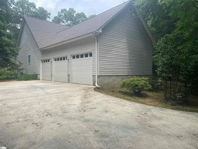 $700,000 | 1298 Moorehead Place, Pendleton, SC 29670