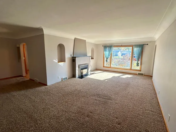 $209,900 | 524 Irving Avenue Southwest, Wadena, MN 56482