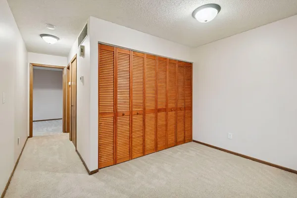 $149,900 | 2706 Brookdale Lane, Brooklyn Park, MN 55444