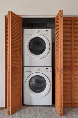 $159,900 | 2706 Brookdale Lane, Brooklyn Park, MN 55444