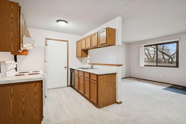 $149,900 | 2706 Brookdale Lane, Brooklyn Park, MN 55444