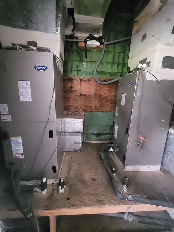 1102 Beech Street Taylor, TX 76574 - Photo 28 of 38 an aerial view of a house with a yard