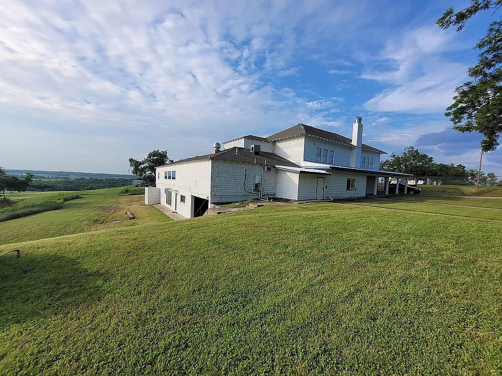 1102 Beech Street Taylor, TX 76574 - Photo 37 of 38 a view of a house with a big yard