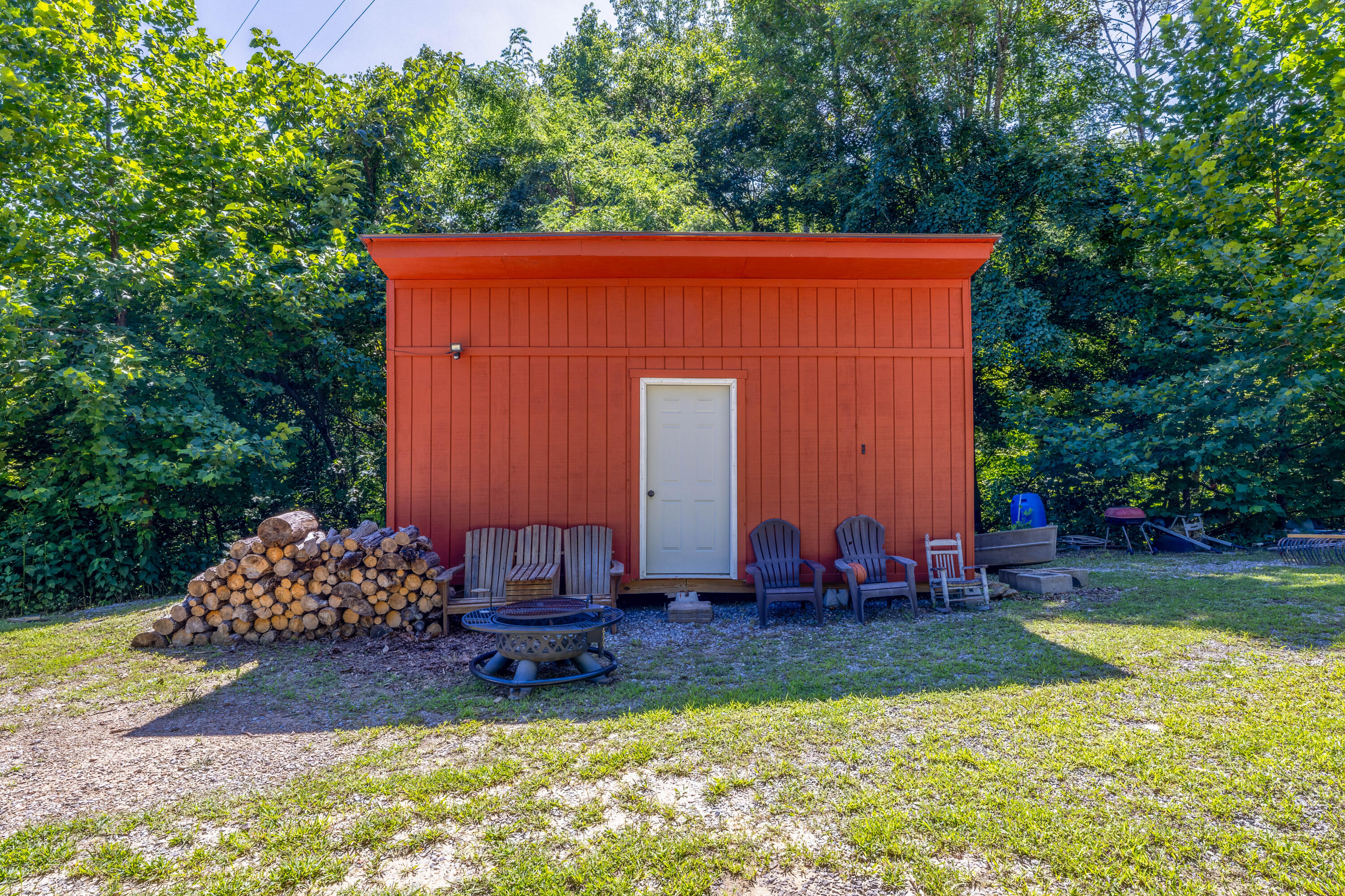 5809 Twine Hollow Road Salem, VA 24153 - Photo 35 of 67 35-Exterior-11