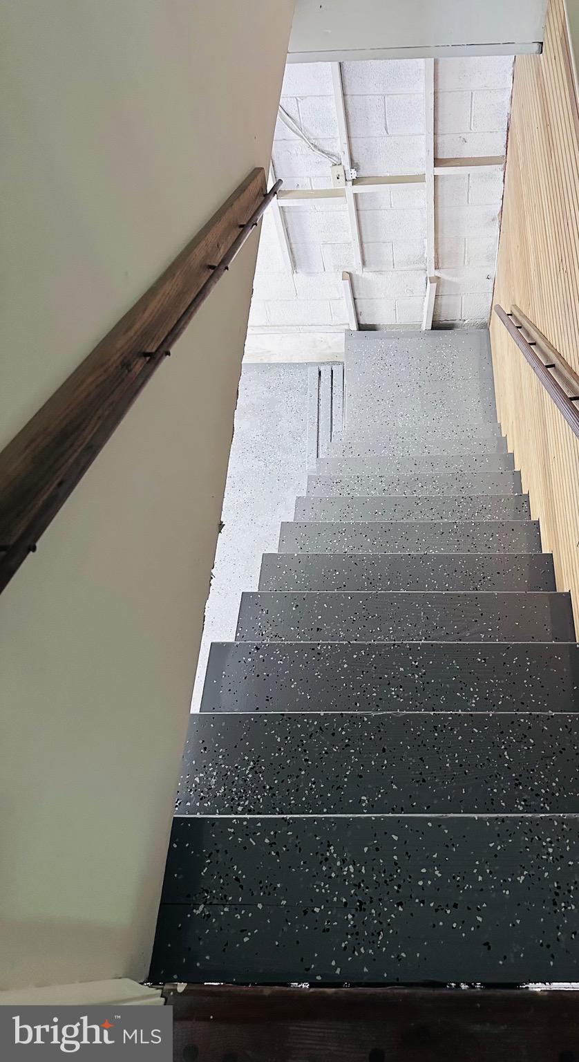 5936 River Drive Lorton, VA 22079 - Photo 18 of 19 a view of entryway