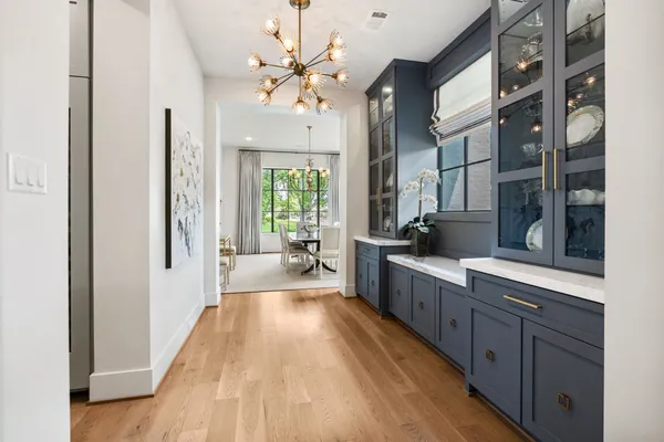 $3,550,000 | 6123 Valley Forge Drive, Houston, TX 77057