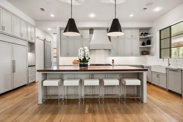 $3,550,000 | 6123 Valley Forge Drive, Houston, TX 77057