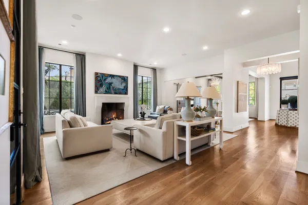 $3,550,000 | 6123 Valley Forge Drive, Houston, TX 77057