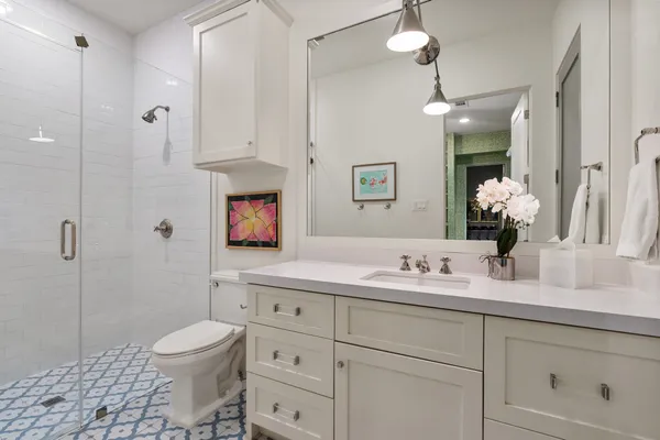 $3,550,000 | 6123 Valley Forge Drive, Houston, TX 77057