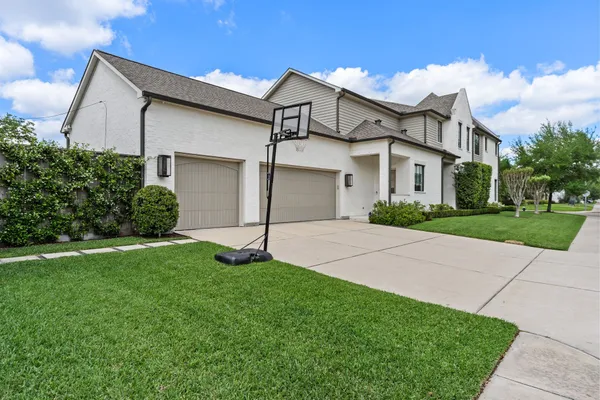 $3,550,000 | 6123 Valley Forge Drive, Houston, TX 77057