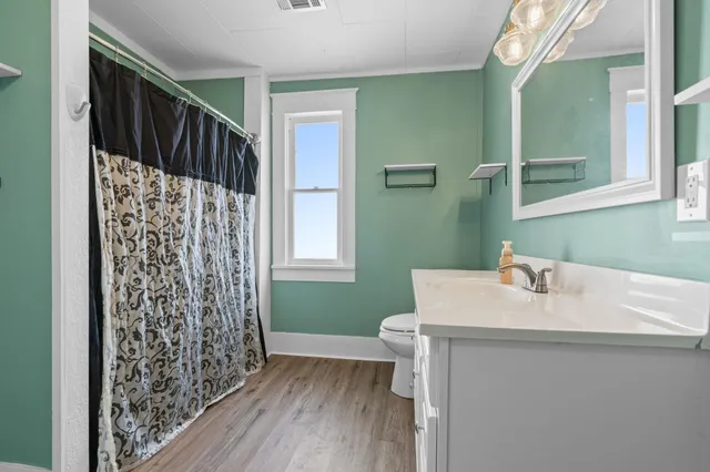 $275,000 | 242 South Broadway Street, Tekoa, WA 99033