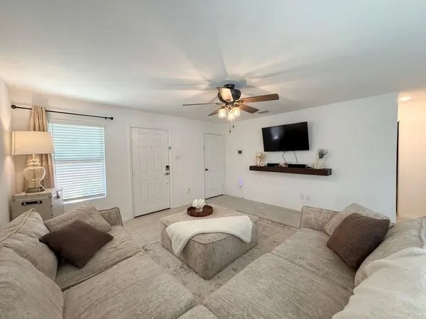 $272,200 | 14033 Earlham Street, Pilot Point, TX 76258