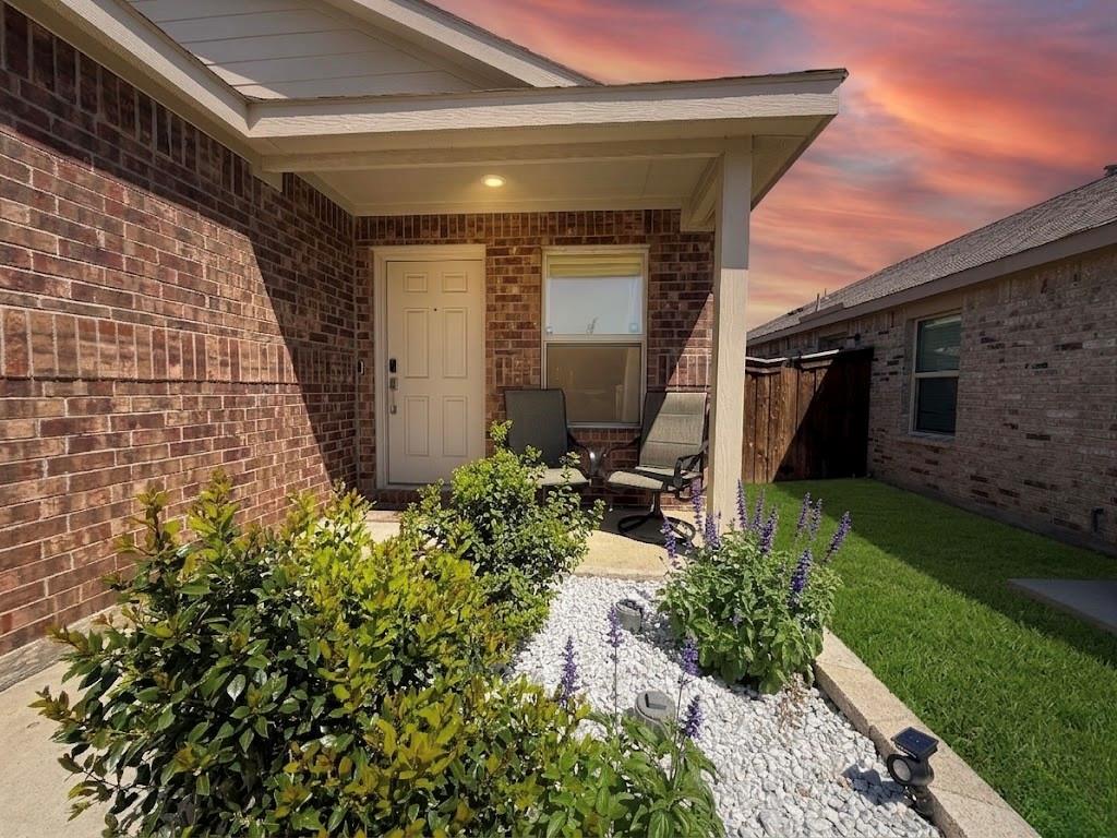 14033 Earlham Street Pilot Point, TX 76258 - Photo 13 of 39 ROCK LANDSCAPING - VIRTUALLY ENHANCED