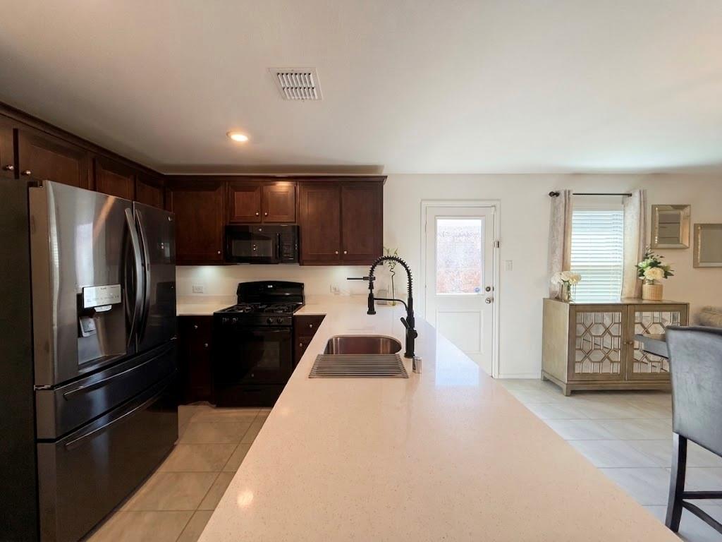 14033 Earlham Street Pilot Point, TX 76258 - Photo 27 of 39 ALL APP. STAY