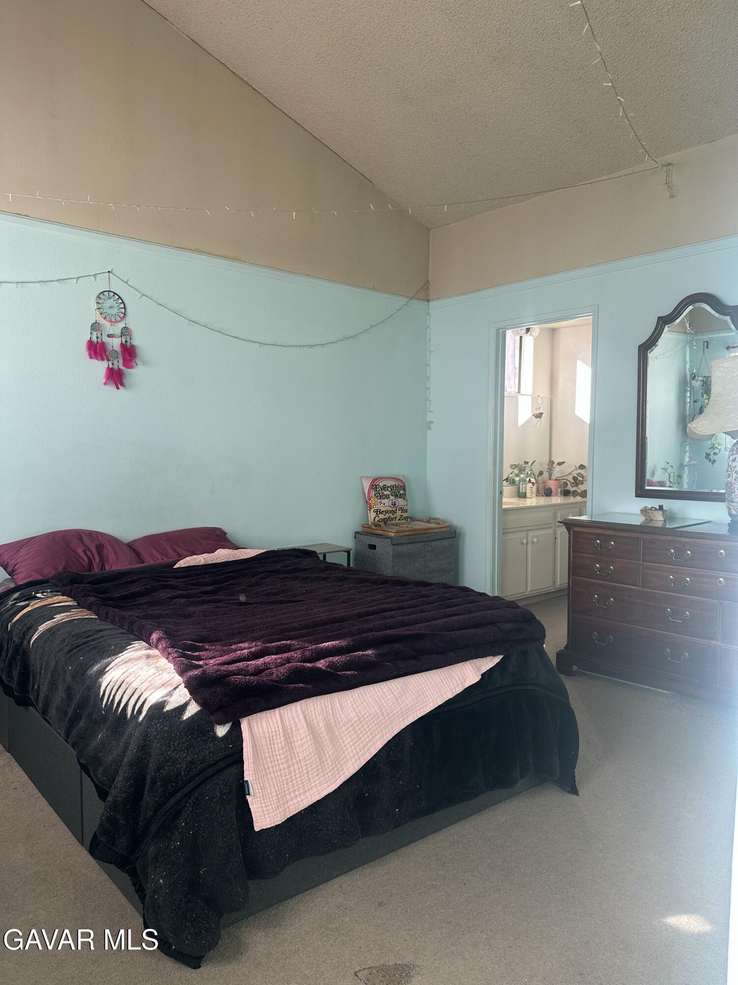 15051 Sherman Way, Unit F Van Nuys, CA 91405 - Photo 5 of 13 IMG_0569