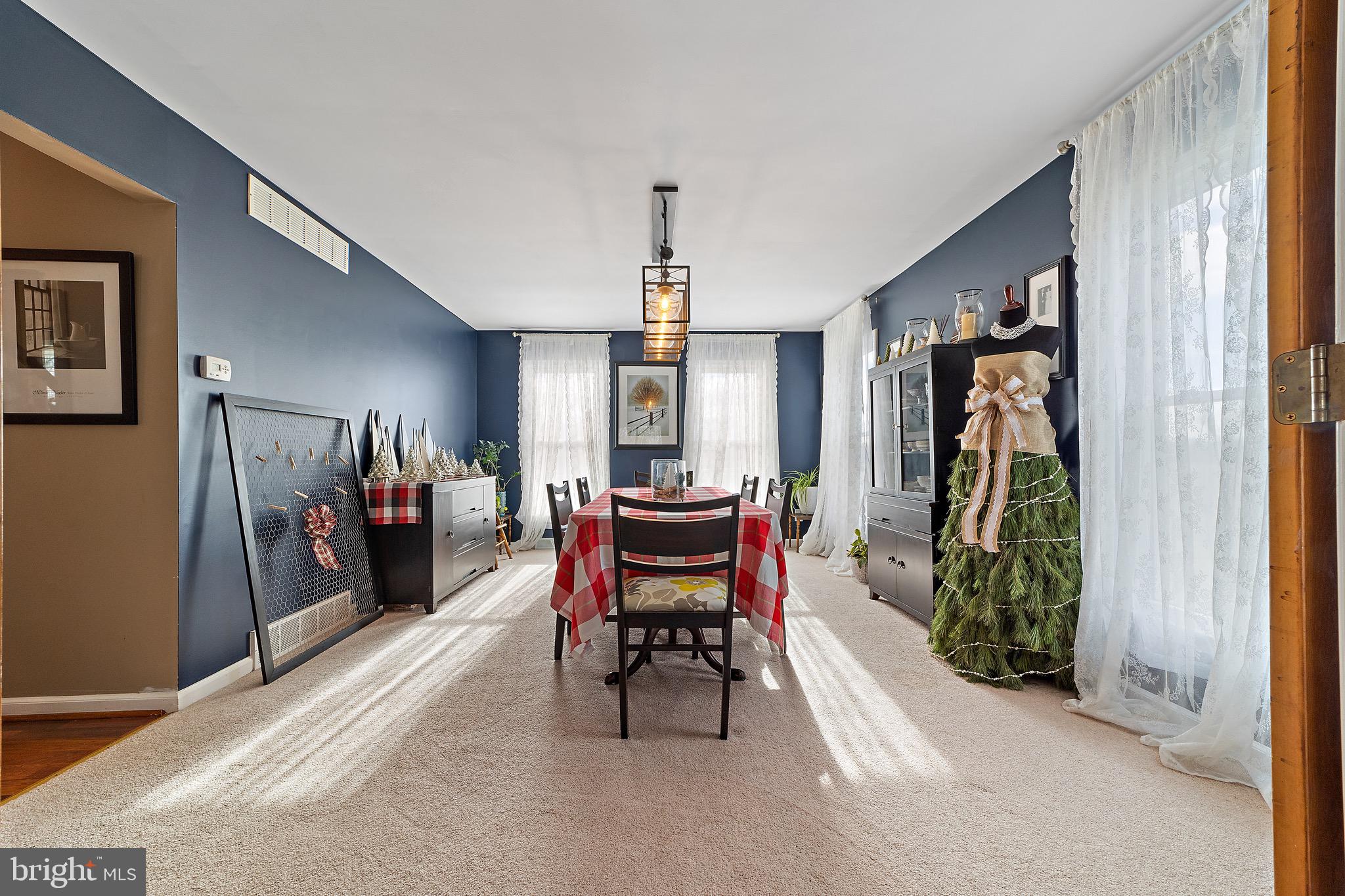 16 North Game Creek Road Carneys Point, NJ 08069 - Photo 4 of 40 Gallery Image 4