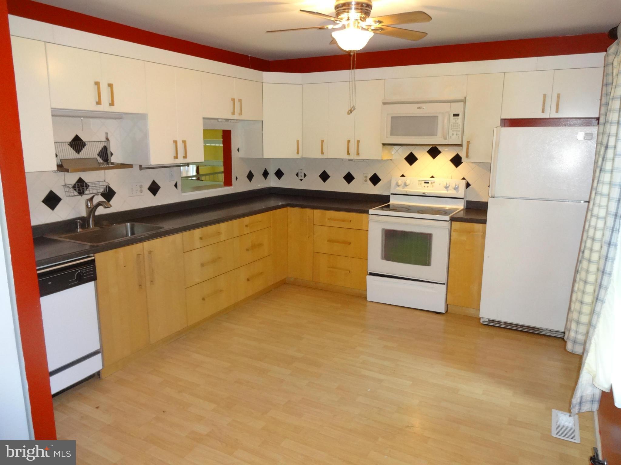 8963 Centerway Road Gaithersburg, MD 20879 - Photo 2 of 25 Kitchen