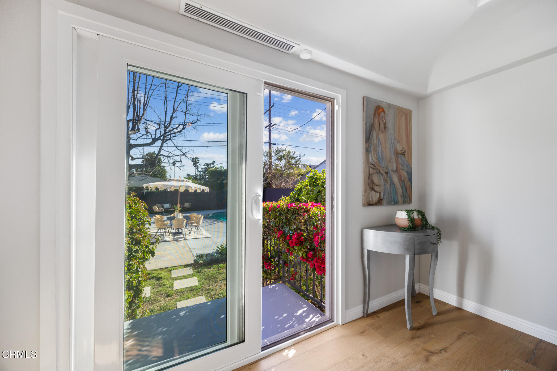 2386 Galbreth Road Pasadena, CA 91104 - Photo 33 of 63 a view of a livingroom with furniture