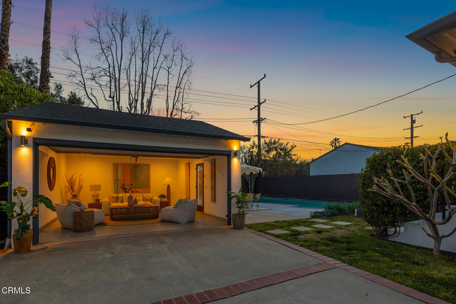 2386 Galbreth Road Pasadena, CA 91104 - Photo 57 of 63 a view of a couches in patio of a house