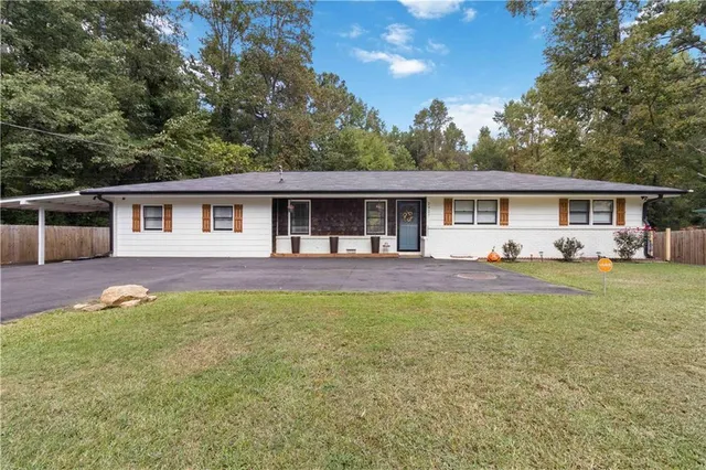 $388,000 | 2327 Young Road, Stone Mountain, GA 30088
