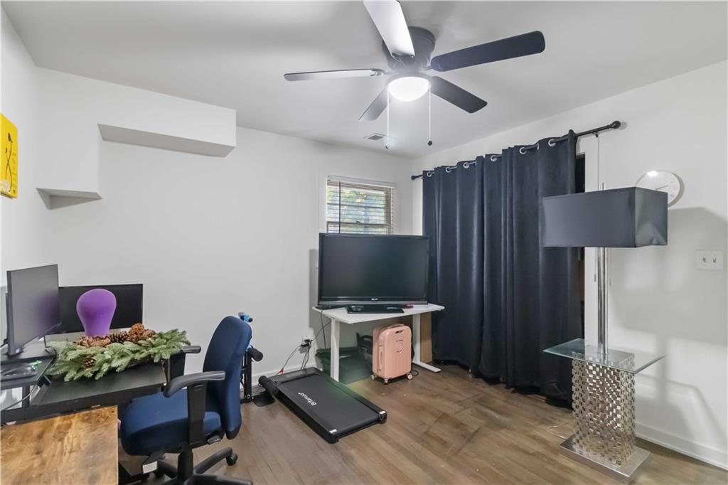 2327 Young Road Stone Mountain, GA 30088 - Photo 21 of 40