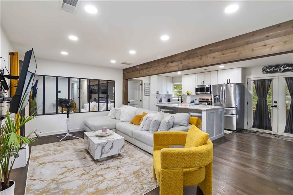 2327 Young Road Stone Mountain, GA 30088 - Photo 6 of 40