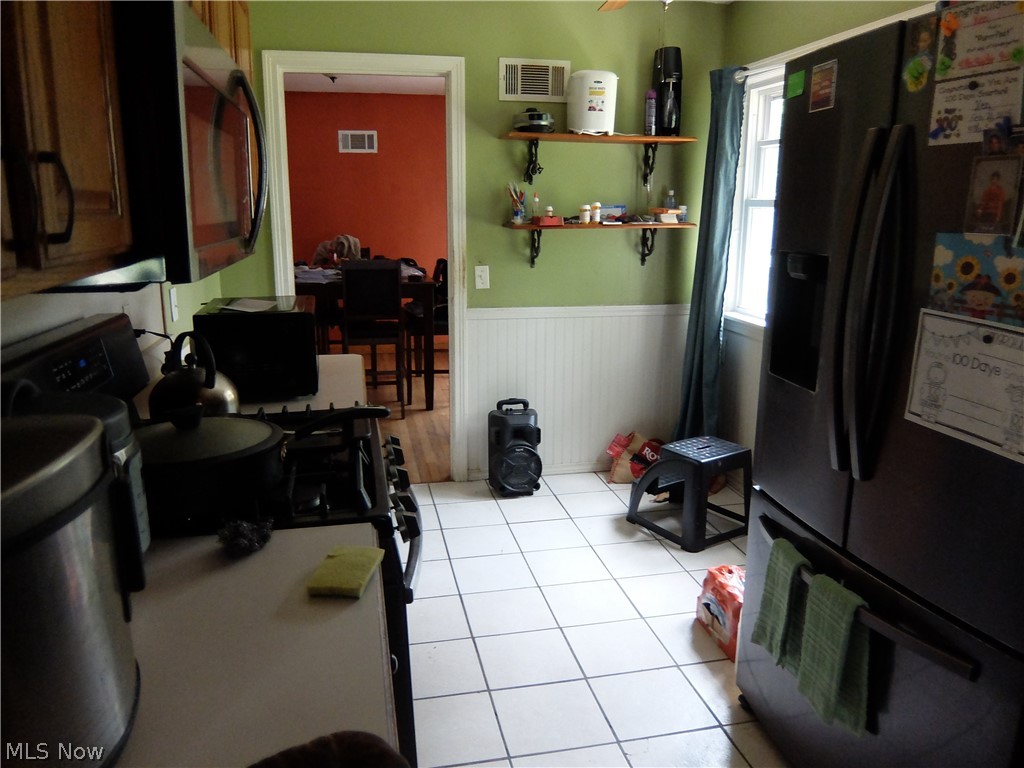 4022 Devon Street Southeast Warren, OH 44484 - Photo 16 of 17