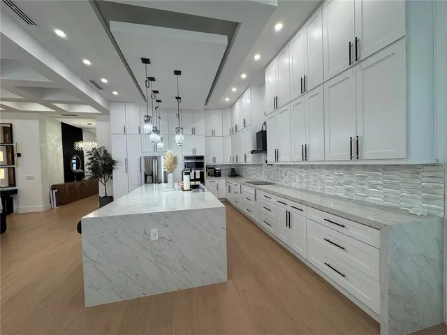 $979,900 | 17314 Highway 41, Spring Hill, FL 34610