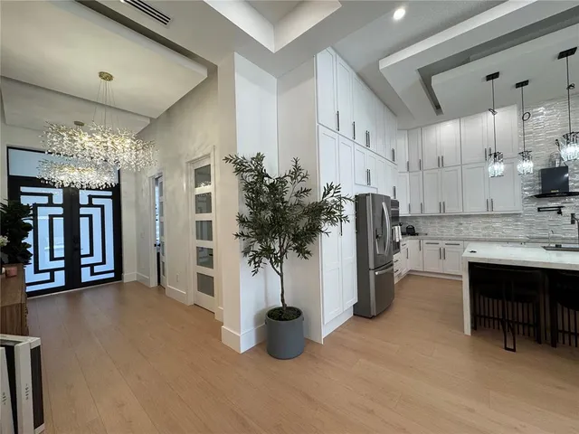 $979,900 | 17314 Highway 41, Spring Hill, FL 34610