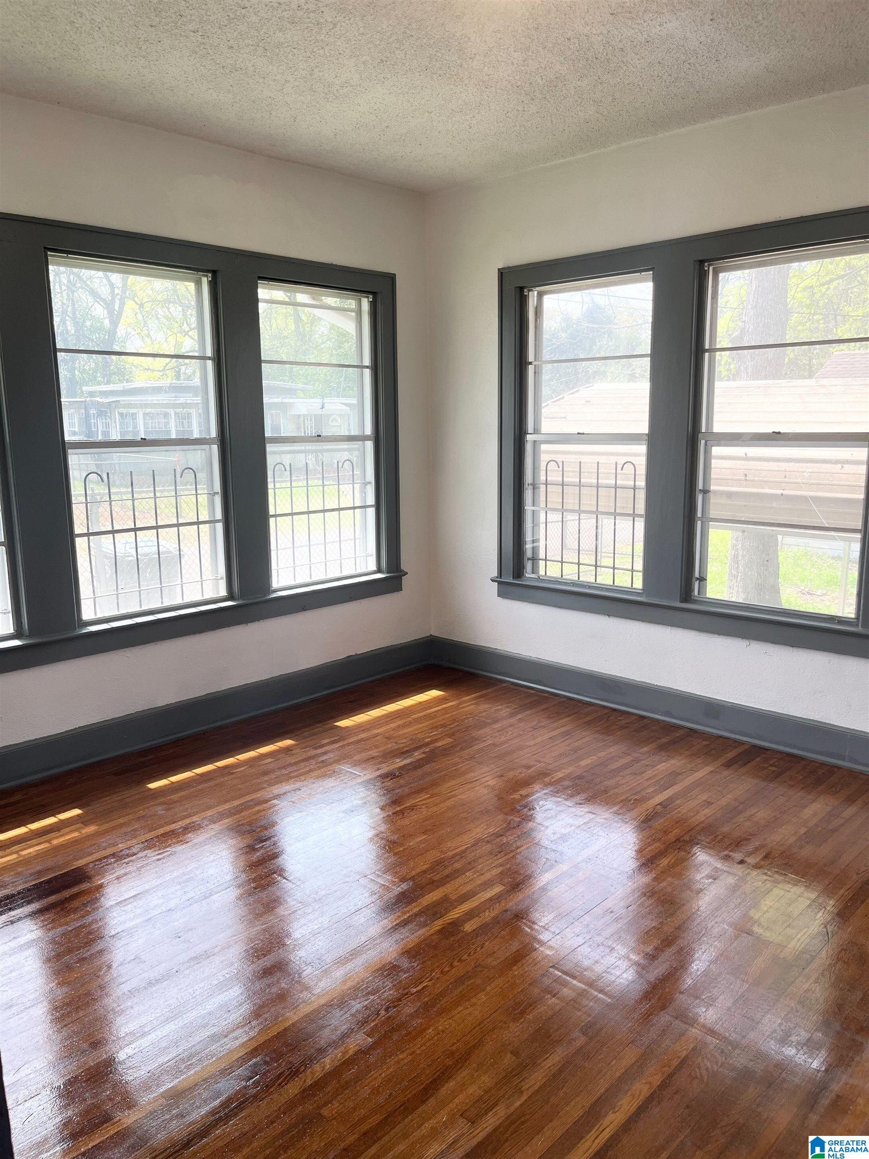 1252 17th Way Southwest Birmingham, AL 35211 - Photo 6 of 10
