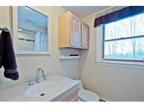 128 Mountain View Road Gray, ME 04039 - Photo 15 of 27 Photo