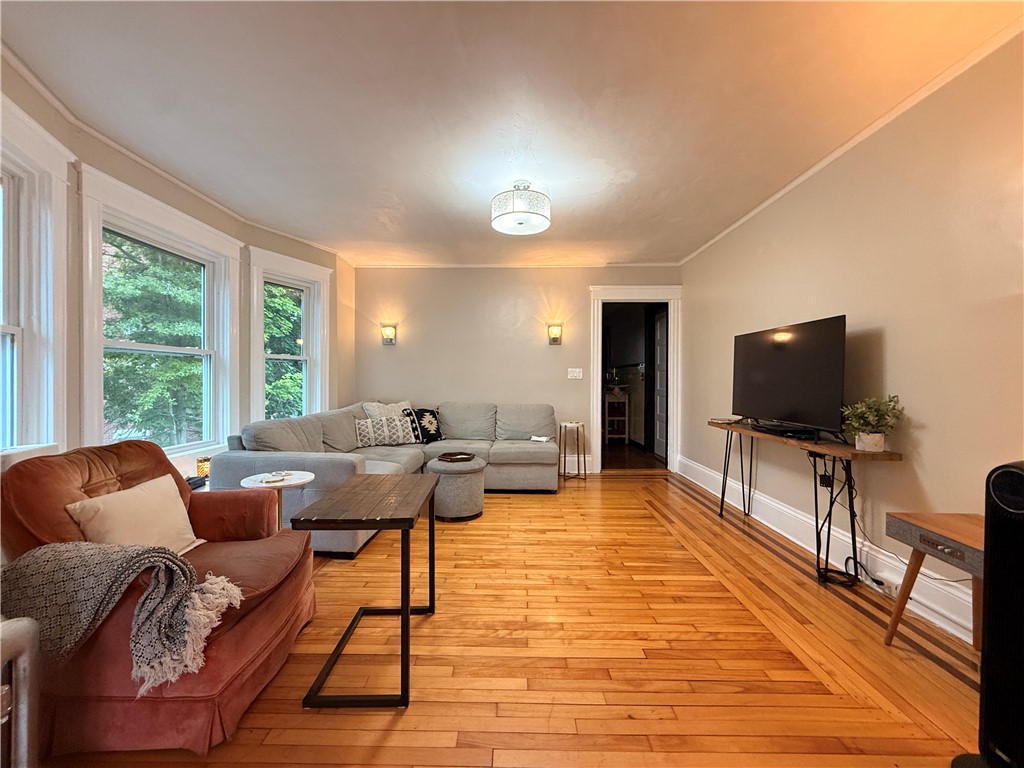 215 Rochambeau Avenue Providence, RI 02906 - Photo 14 of 42 Second Floor living room